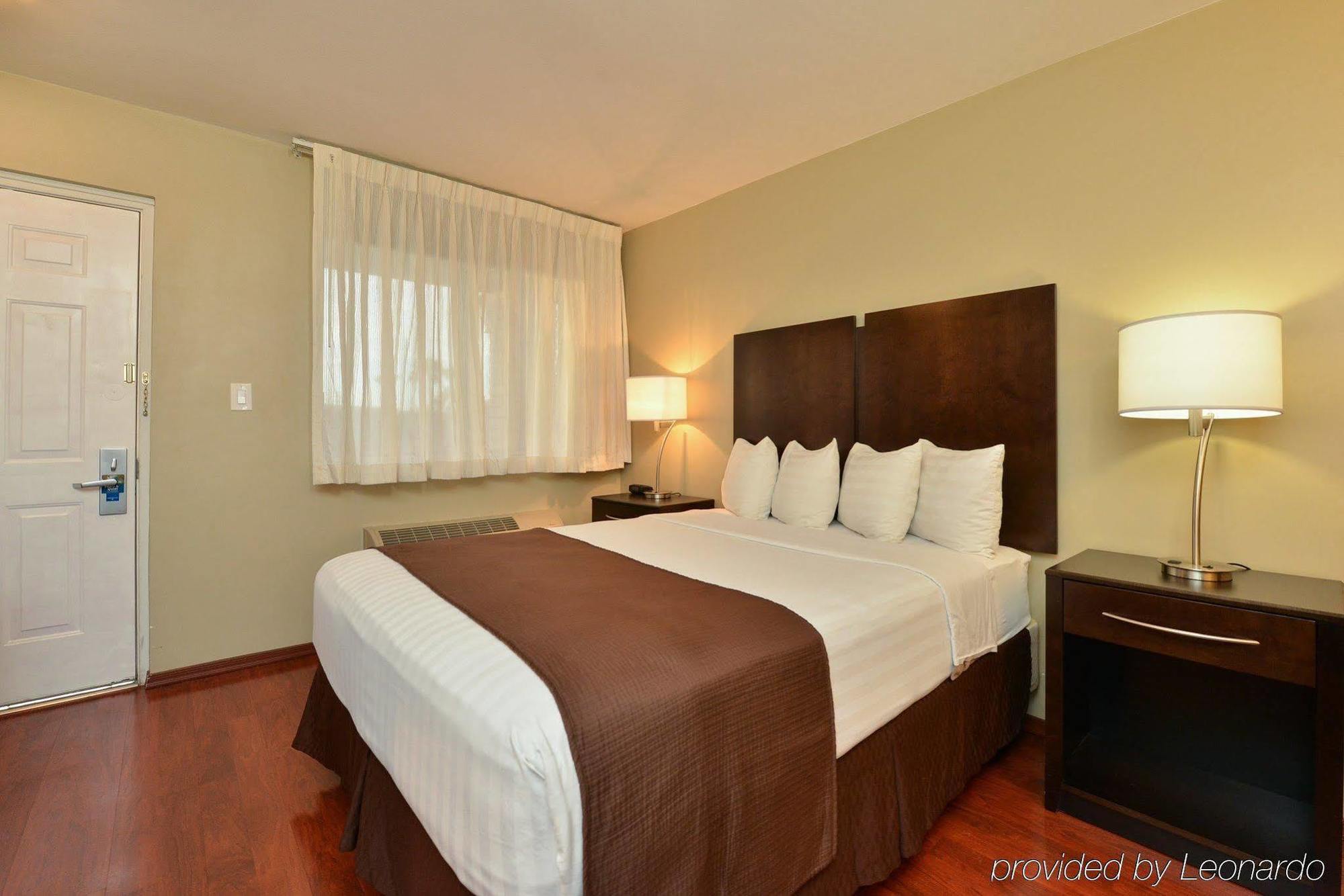Quality Inn & Suites Phoenix Nw - Sun City Youngtown Εξωτερικό φωτογραφία