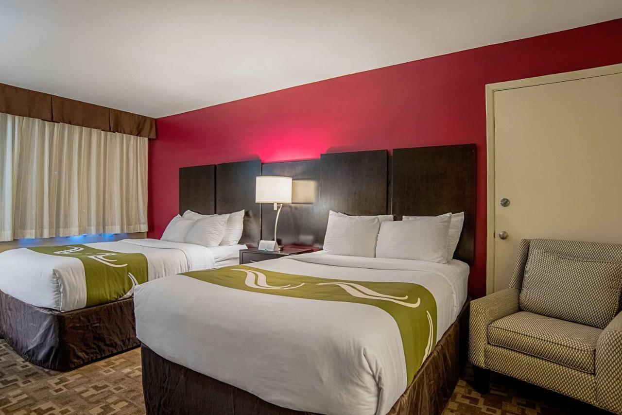 Quality Inn & Suites Phoenix Nw - Sun City Youngtown Εξωτερικό φωτογραφία